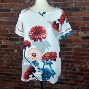 Banana Republic White Floral Pullover Blouse Size Medium